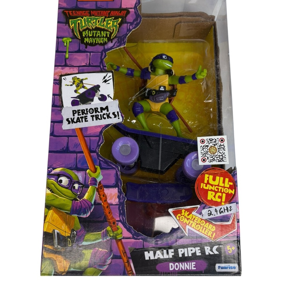 Funrise TMNT Donnie Half Pipe RC Toy - Purple and Green